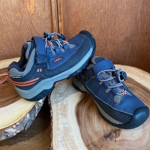 Kids Waterproof KEEN shoes